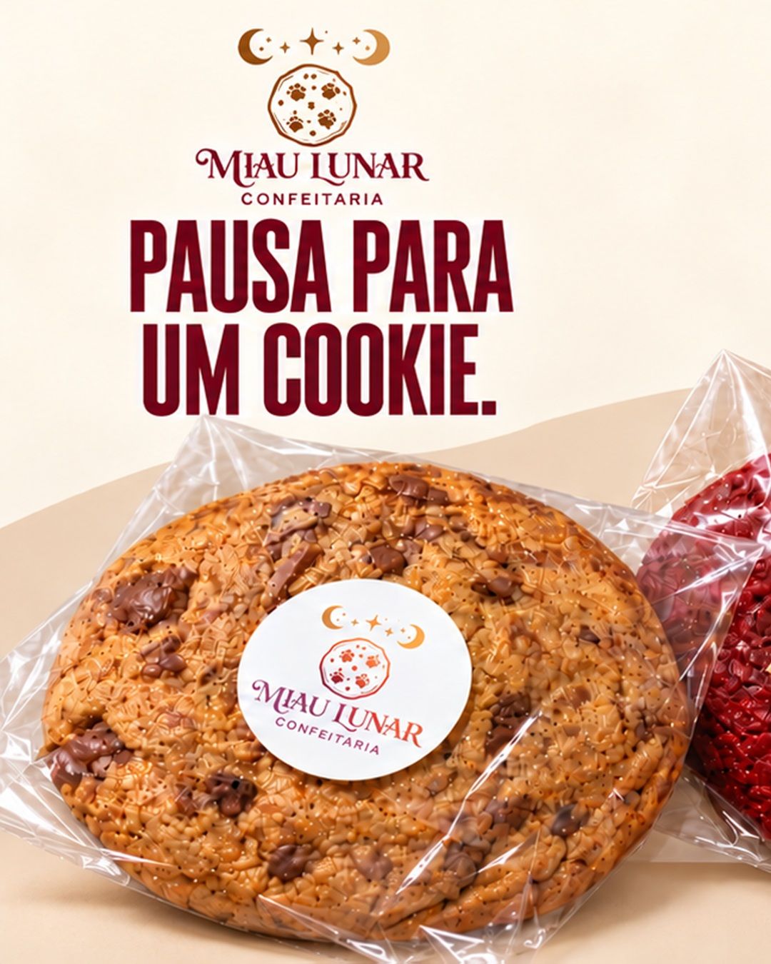 Pausa para um cookie: cookie tradicional embalado com o selo Miau Lunar